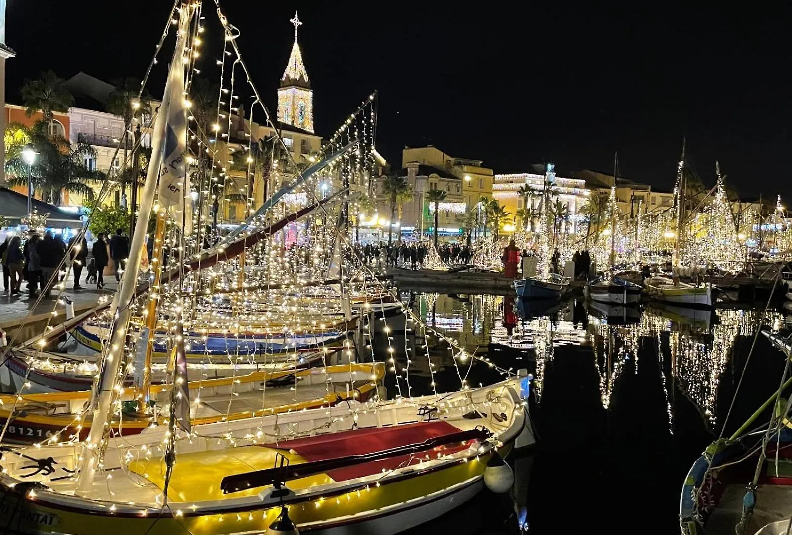 Sanary Appartement 2-4 Personnes A Deux Pas Du Port Lägenhet